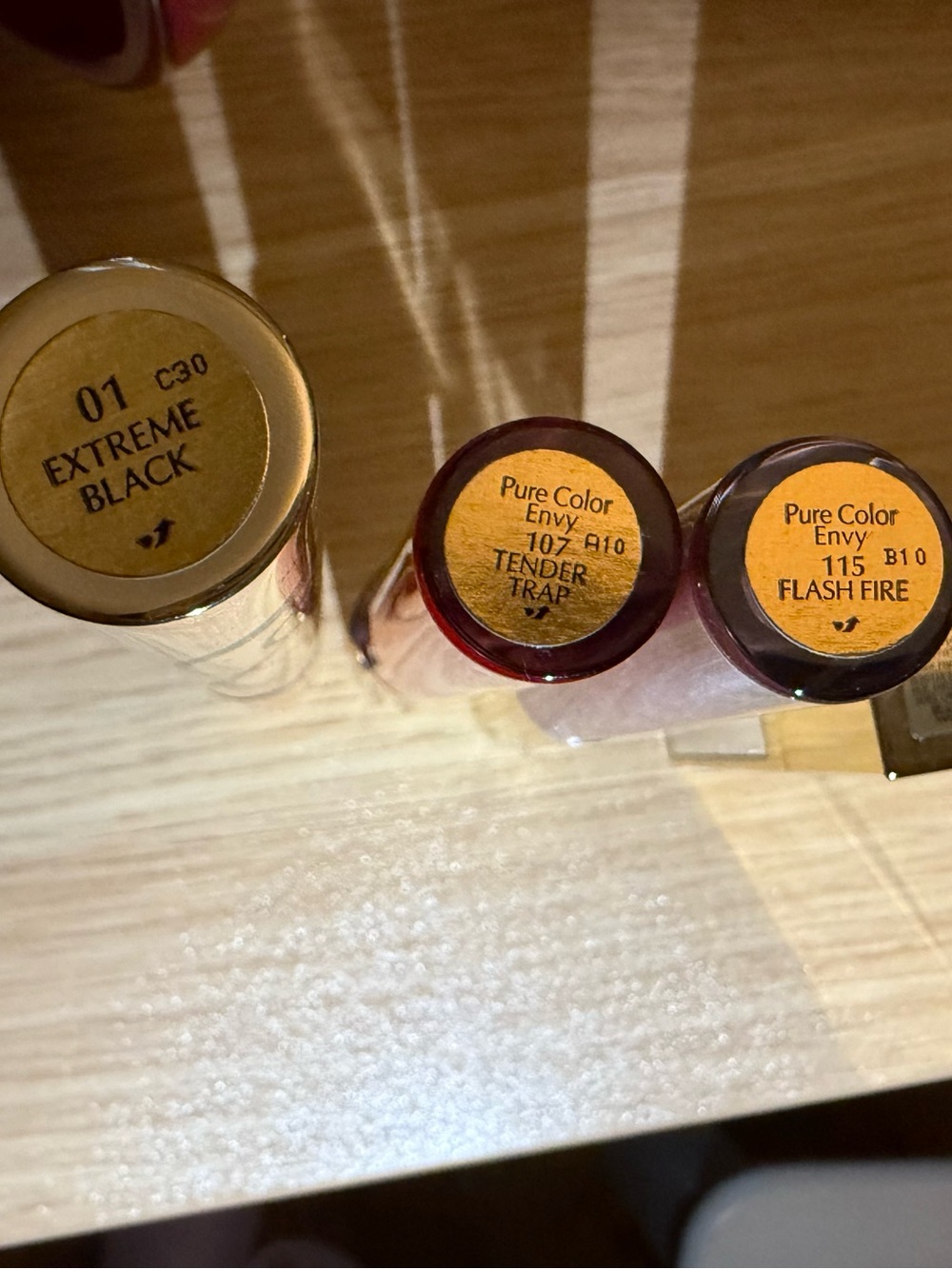 NWT Estée Lauder 8 piece make up set - Picture 5 of 6